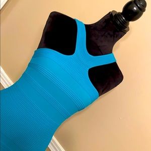 Bebe body con dress